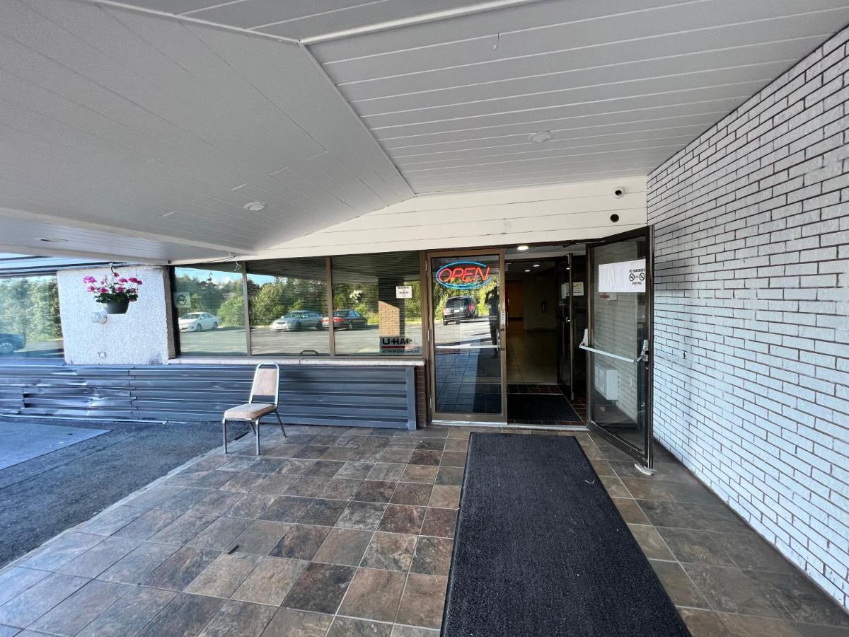 Lively Inn And Suites - Sudbury Naughton Exterior foto