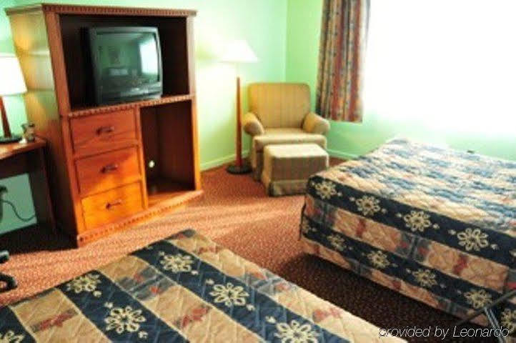 Lively Inn And Suites - Sudbury Naughton Zimmer foto